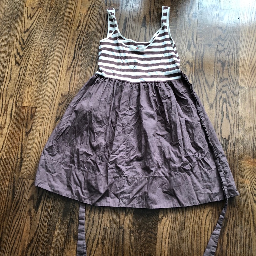Poof, brown beige dress